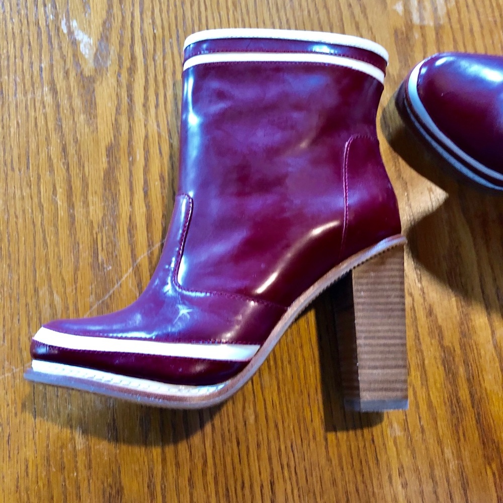 Diane Von Furstenberg   red high heels bootees